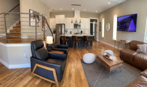 Upstay - New Modern Home with Private Pool